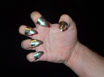 ongles-metal.jpg