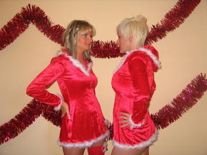 kelly-v-emma.jpg