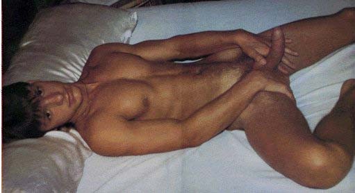 10NUDE01.JPG