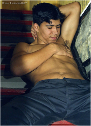 03b001a-ali_005.jpg