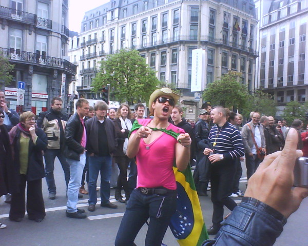 gay-pride-200900489.jpg