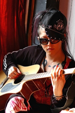 miyavi-1128.jpg