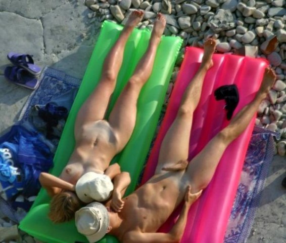 plage12couple1.jpg