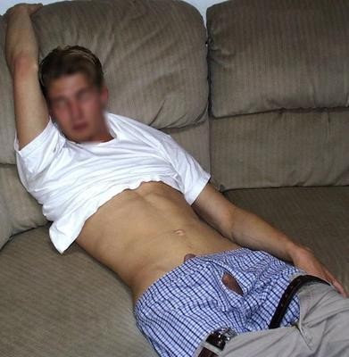 voyeurh6.jpg