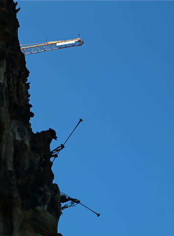 Les trompettes et la grue