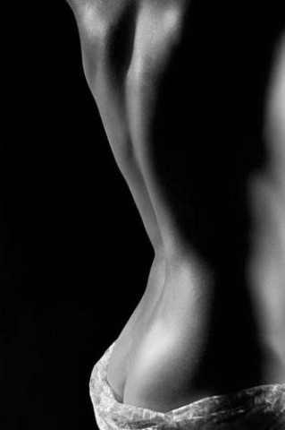 Erog-Girl-BW-10-copie-1.jpg