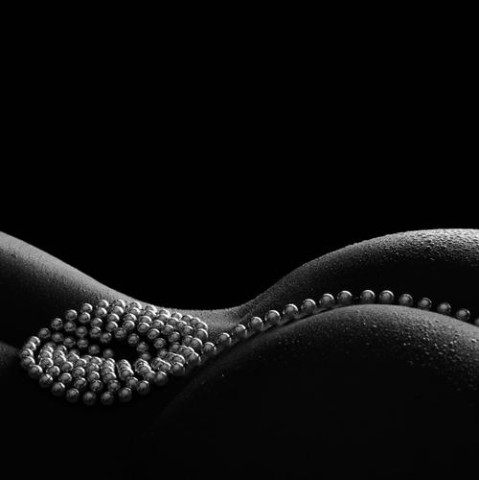 Erog-Girl-BW-14.jpg