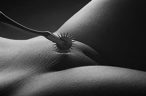 Erog-Girl-BW-15.jpg