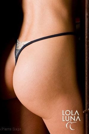 Lola-Luna-06-Lingerie.jpg