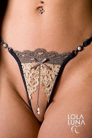 Lola-Luna-11-Lingerie.jpg