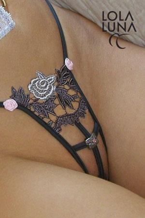 Lola-Luna-14-Lingerie.jpg