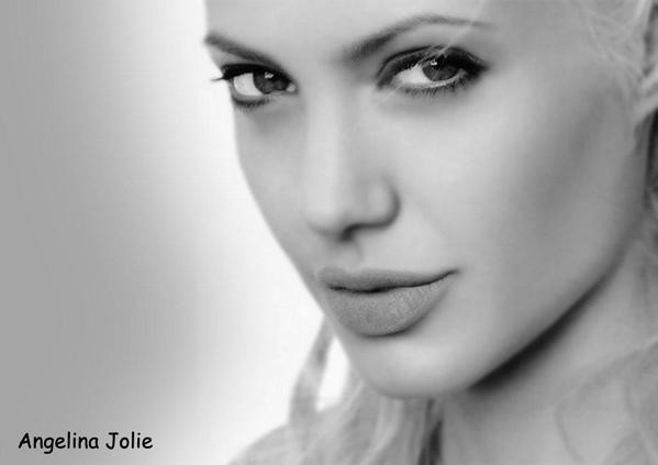 87-girl_angelina_jolie.jpg