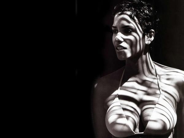 52-girl_halle_berry.jpg