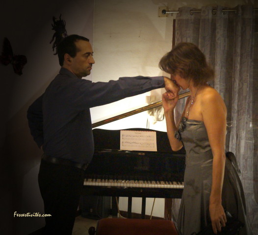 BDSM soumise piano cours et leçons 09