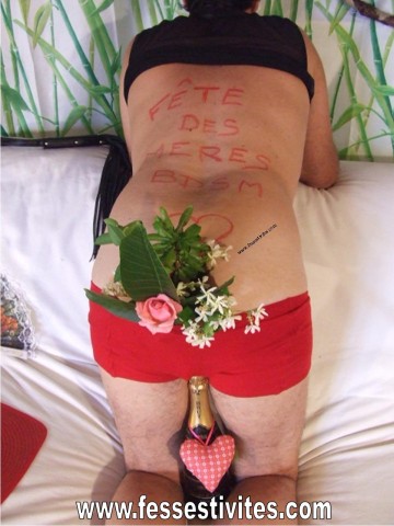Cadeau fête des mères et chasteté