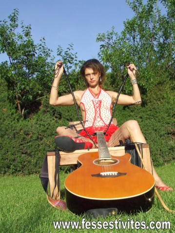 21 juin fête de la musique fouet de maitresse