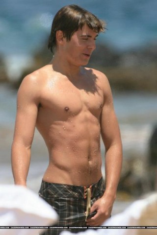 images-zac-efron3.jpg