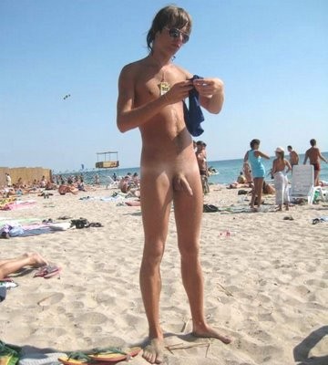 naturistes---la-plage7.jpg