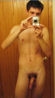 i-m-naked-over-the-internet10.jpg