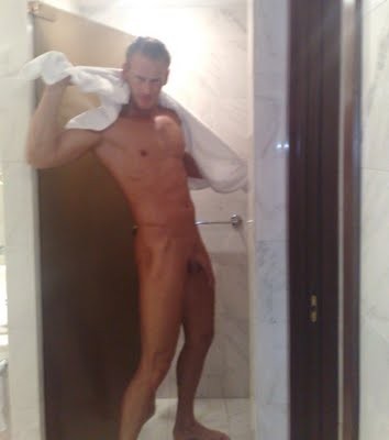 bathroom-boys06.jpg