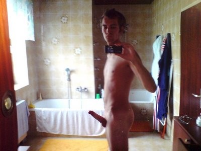 young-man-flash02.jpg