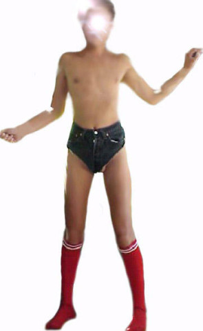 moi-a-poil-sextrevyboy-40.jpg