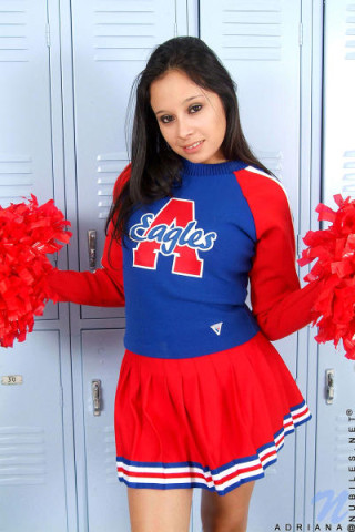 pompomgirls-b01.jpg