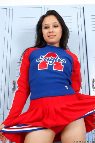 pompomgirls-b04.jpg