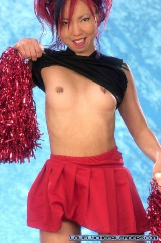 pompomgirls-i03.jpg