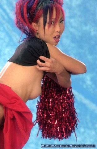 pompomgirls-i10.jpg