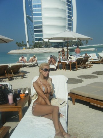 Zahia-D-ribery-benzema-prostituee-des-bleus-18