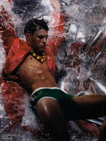 12829_Splash_VManSS05-2_122_462lo.jpg