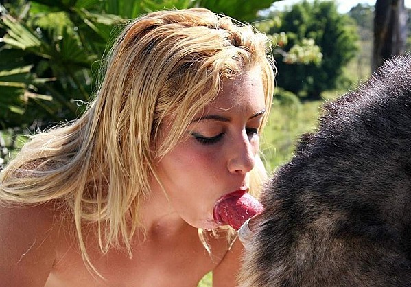 r-dog-sex-b-001-3
