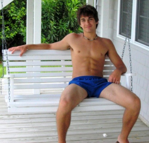 140-rog.jpg