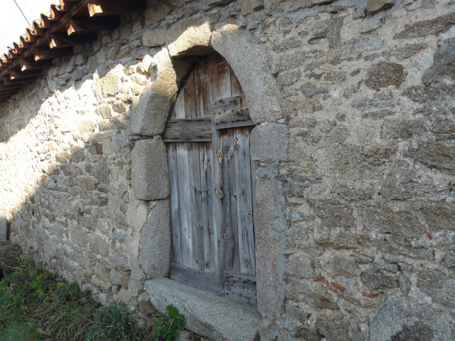 Une maison en pierre (69)