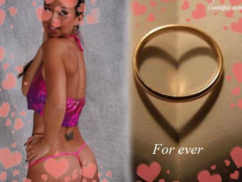 Christina_Modelpetitefesseshummm3.jpg