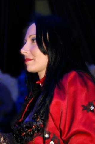 angie08.jpg