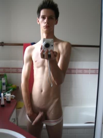 Hotboys-pic-Miroir--04-.jpg