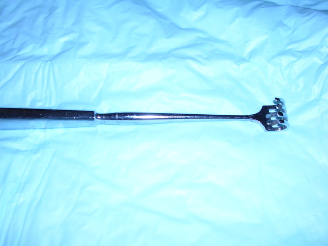INSTRUMENTS-MEDICAUXN4856.jpg