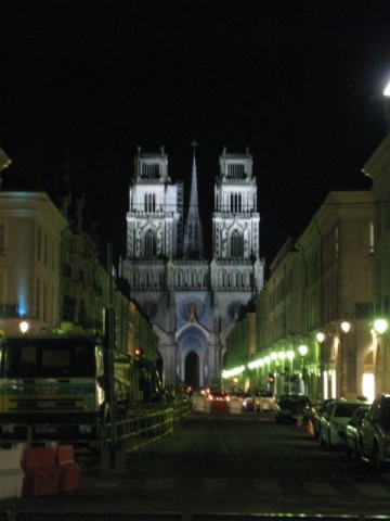 blog-cathédrale-vue-rue-jeanne-d'arc.jpg