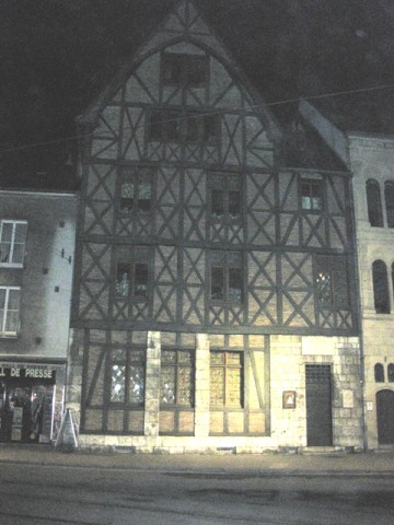 blog-maison-jeanne-d-arc-2.jpg