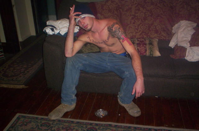 tuque et cigarette copie