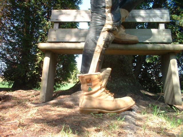 BOOTS-5F0009.jpg