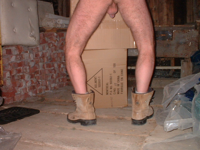 BOOTS-6F0024.jpg