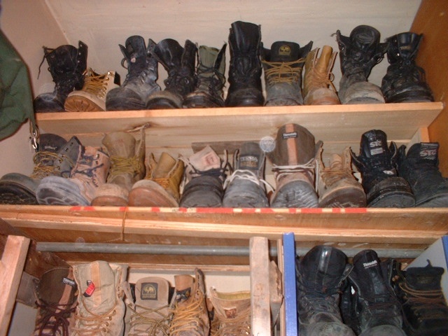 placard-de-boots-pers-1.jpg