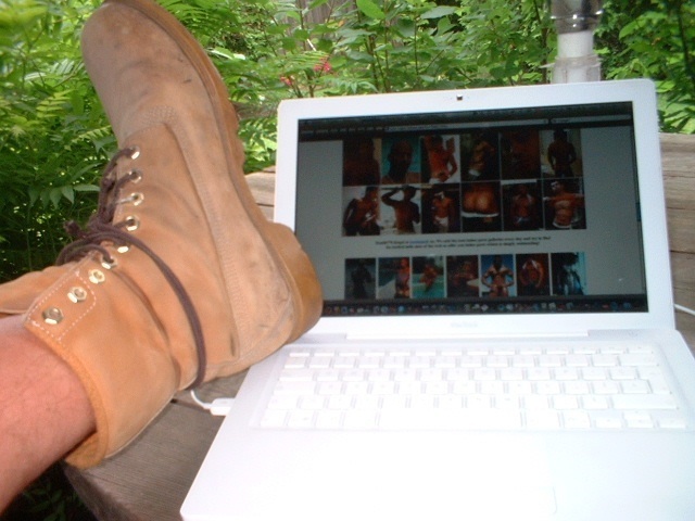 BOOTS-7F0001.JPG-timbs-8-pers-.jpg