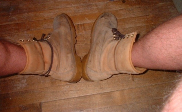 BOOTS-7F0006.JPG-timbs-8-pers-.jpg