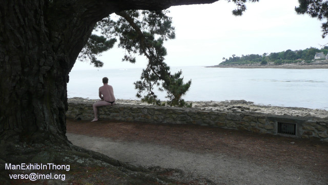ManExhibInThong by Socat - Vacances mai 2010 - Bre-copie-10