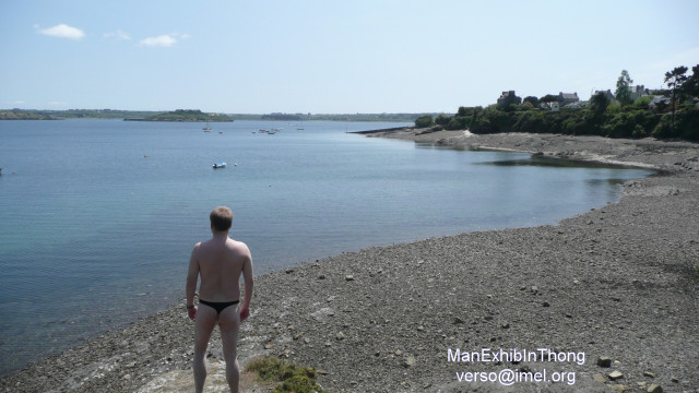 ManExhibInThong by Socat - Vacances mai 2010 - Bretagne - E