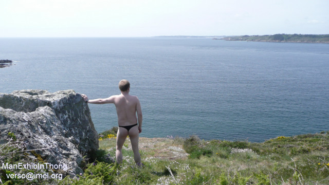 ManExhibInThong by Socat - Vacances mai 2010 - Bretagne - P